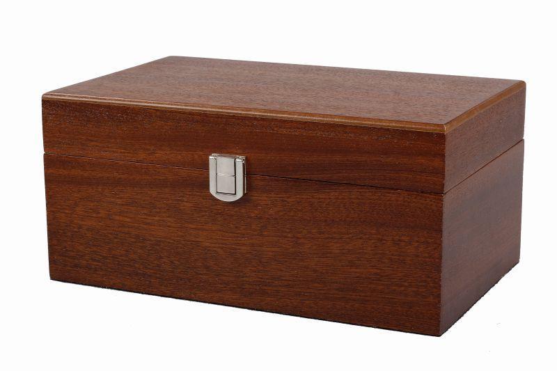 Sapele Storage Chess Box -  CHESSMAZE STORE UK 